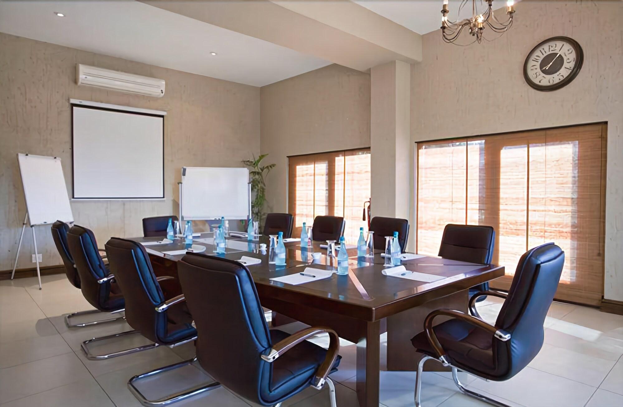 Фото Coco De Mer Boutique Hotel