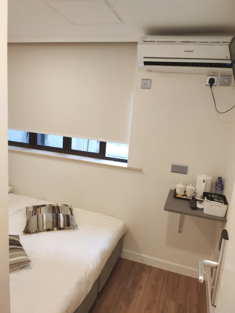 Фото Goodrich Hotel