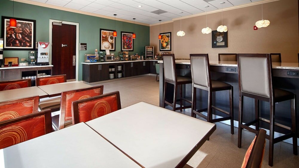 Фото Best Western Plus Roswell Alpharetta