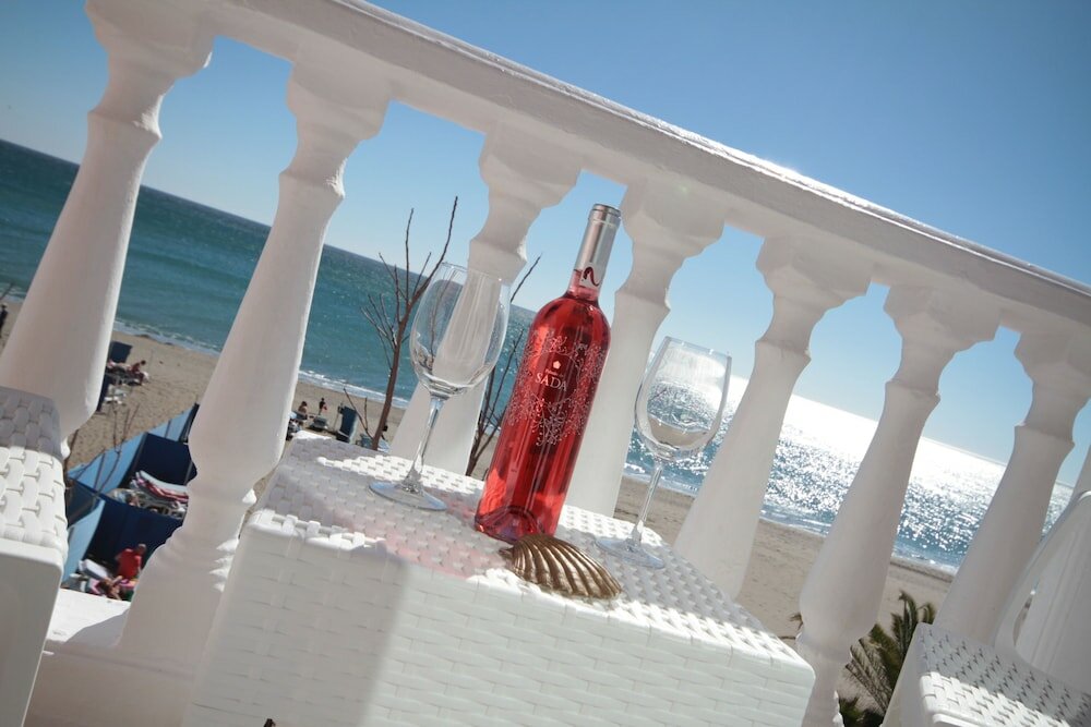 Фото Hotel Mediterráneo Carihuela