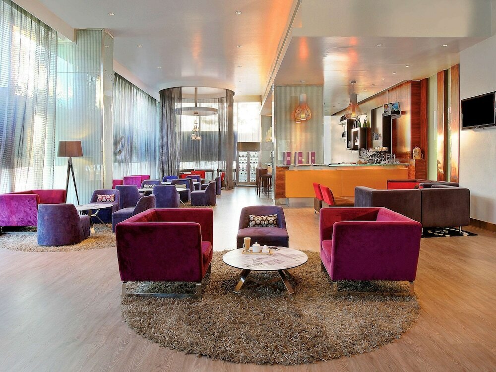 Фото Novotel Bengaluru Outer Ring Road