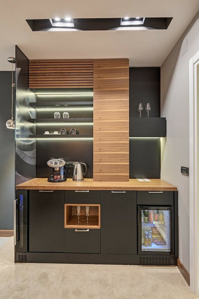 Фото Black Pearl Luxury Suites