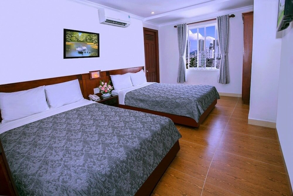 Фото Nice Swan Hotel