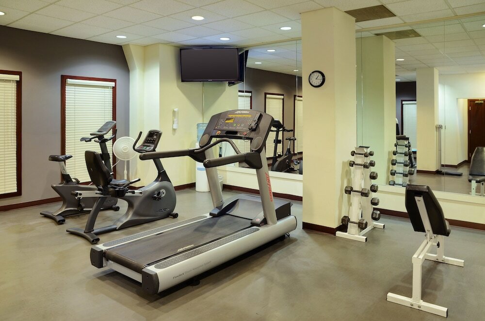 Фото Holiday Inn Conference Ctr Edmonton South