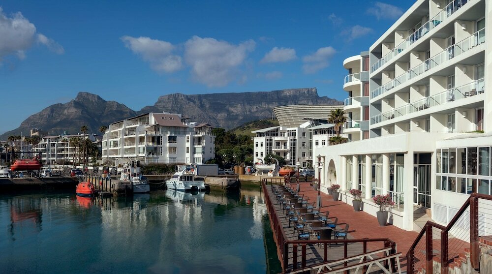Фото Radisson Collection Hotel, Waterfront Cape Town