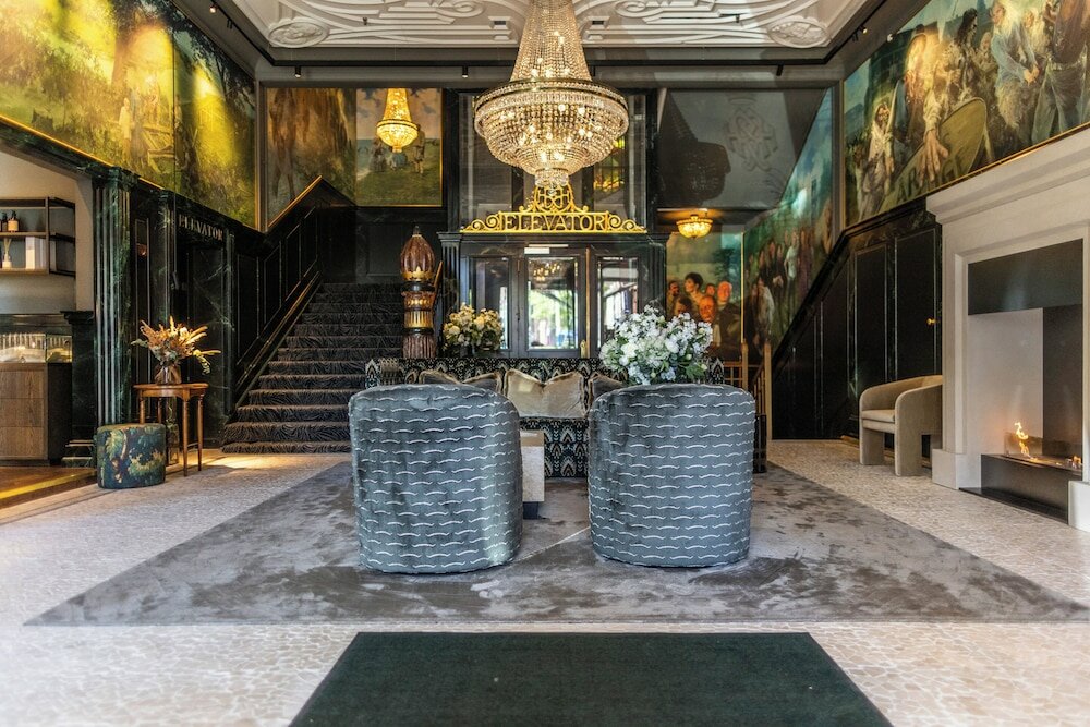 Фото отеля 2