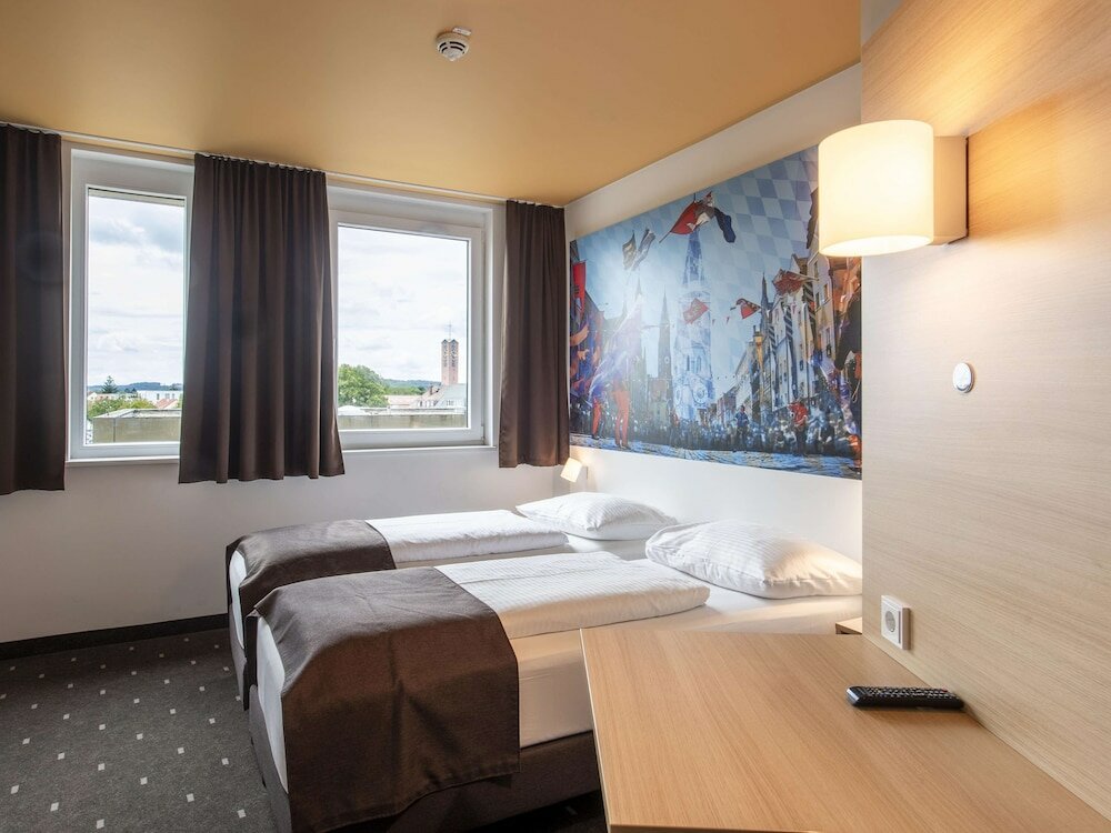 Фото B&b Hotel Landshut