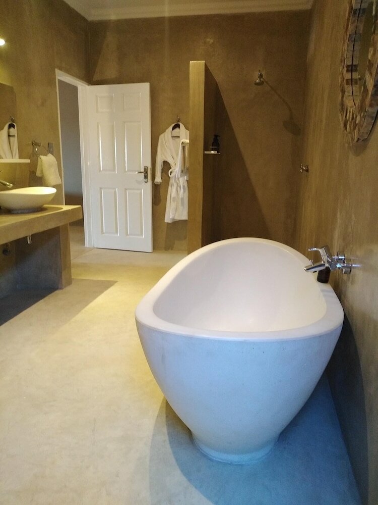 Фото Bagatelle Kalahari Game Ranch