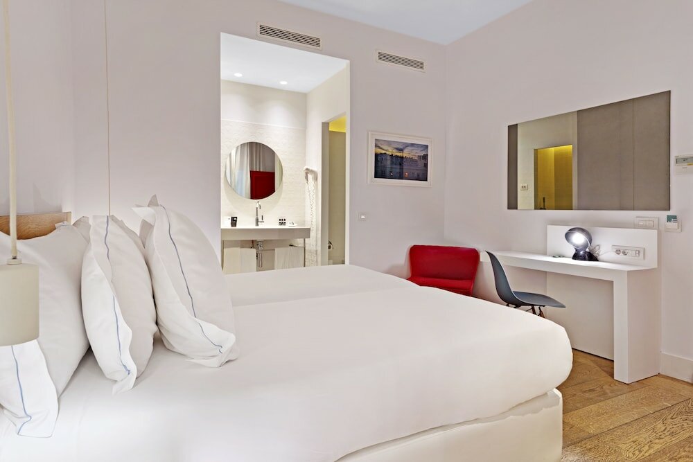 Фото One Shot Prado 23