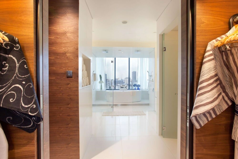 Фото One Farrer Hotel