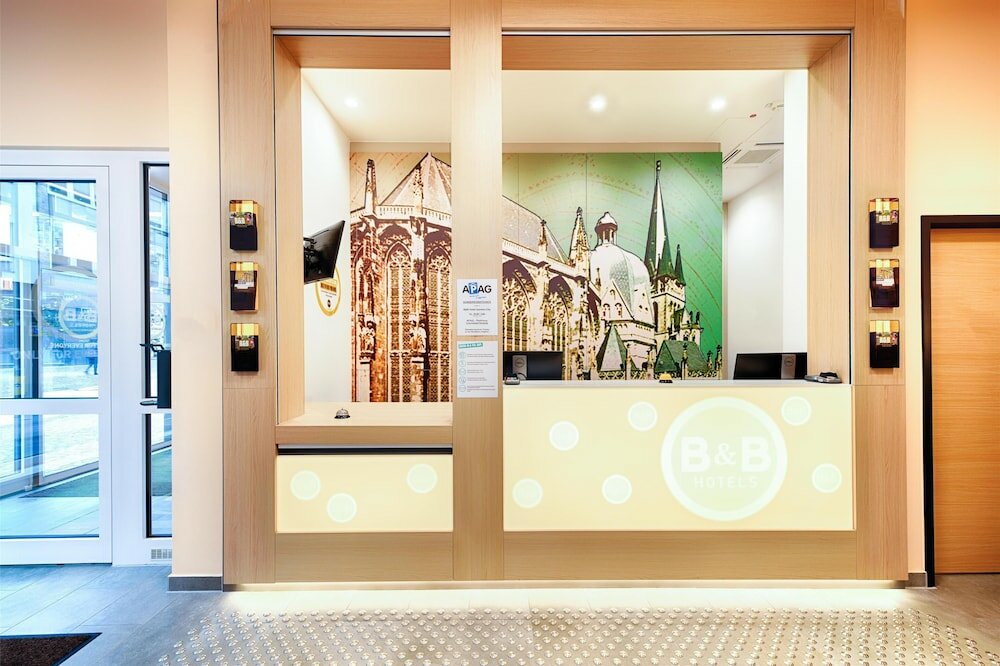 Фото B&b Hotel Aachen-City