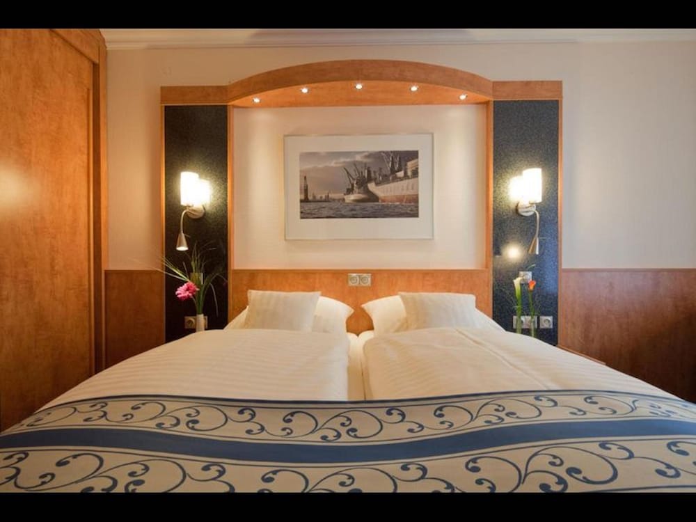 Фото Apartment-Hotel Hamburg Mitte