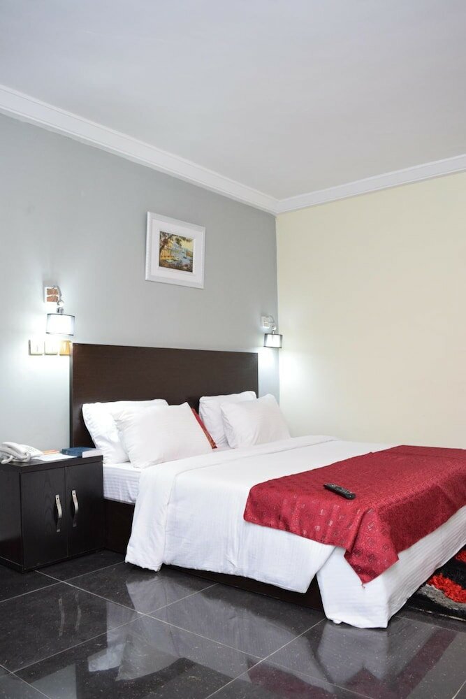 Фото Chariot Hotel