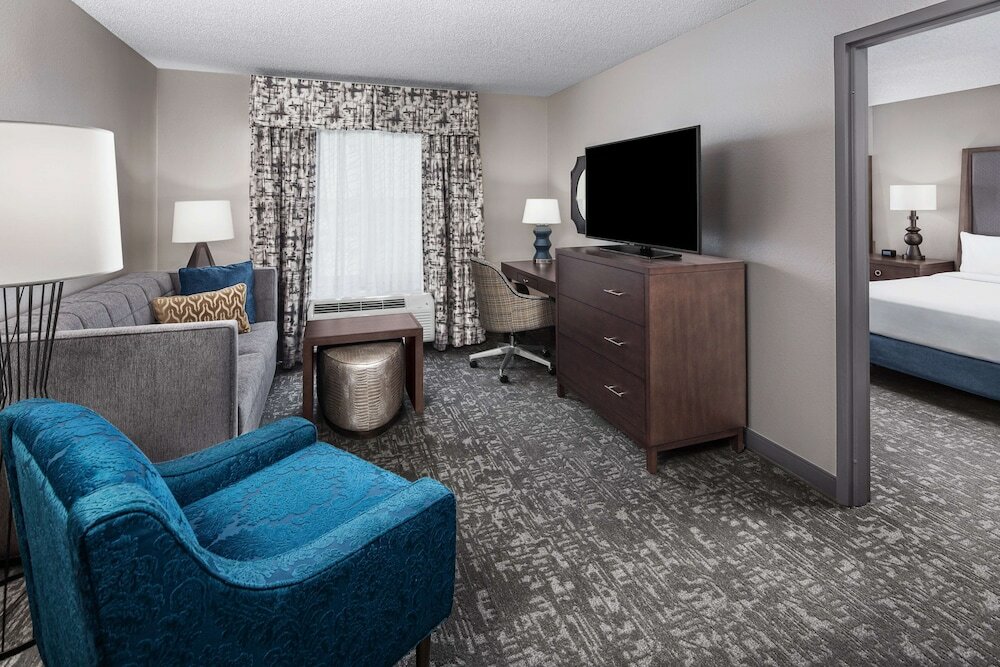 Фото Homewood Suites by Hilton Orland Park