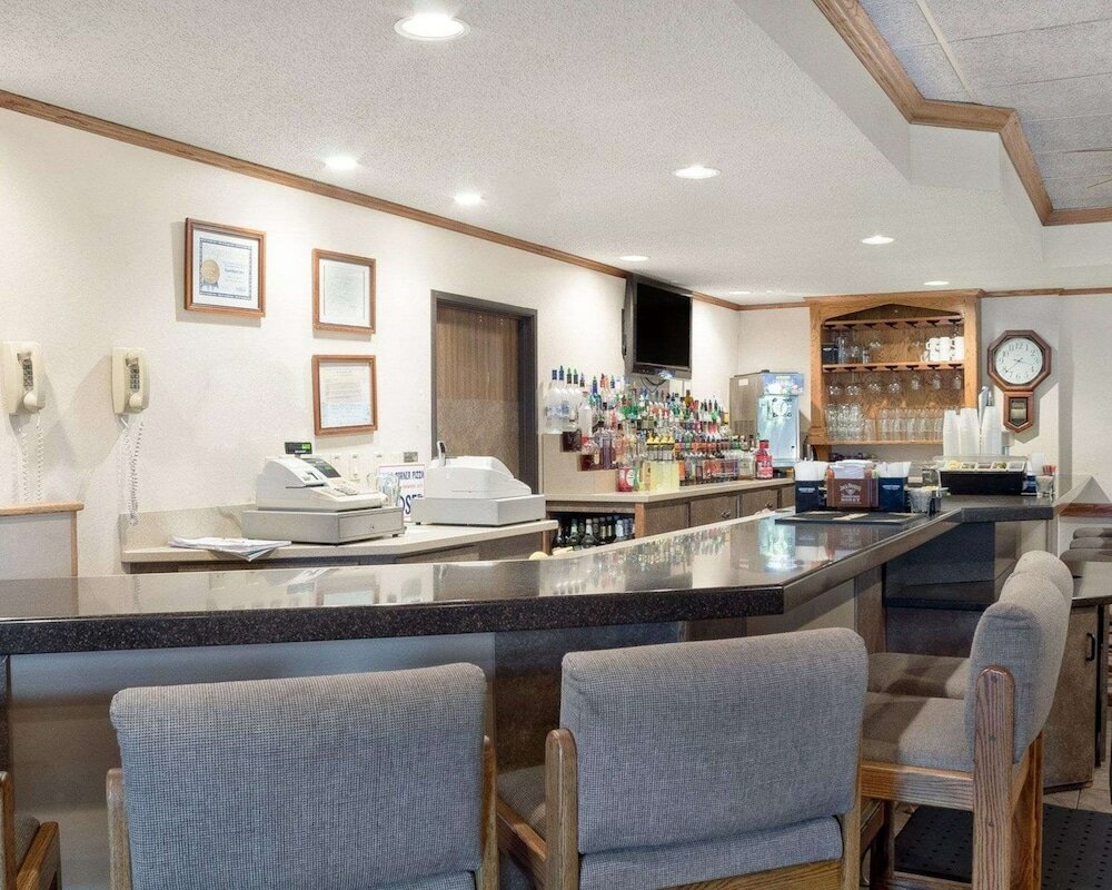Фото Quality Inn Bismarck