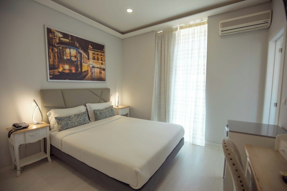 Фото Grande Pensão Alcobia