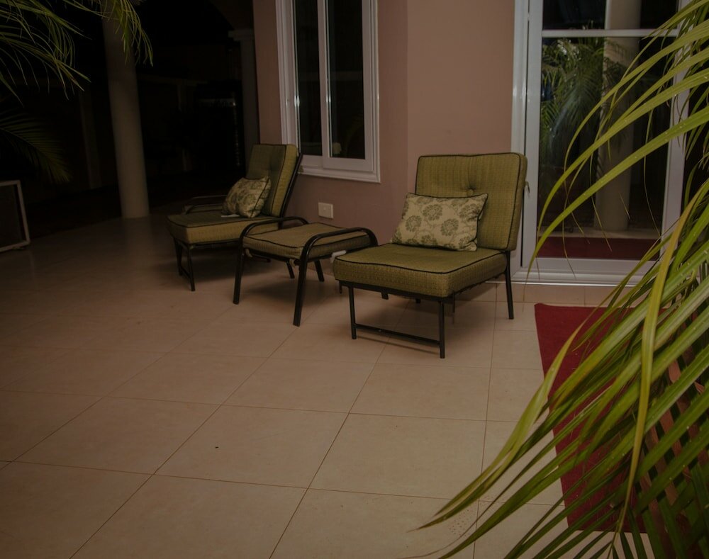 Фото Appiah's Royal Suites