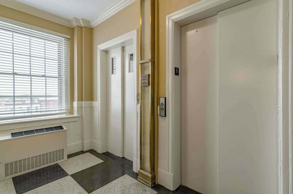 Фото Hotel Bothwell Sedalia Central District, Ascend Hotel Collection