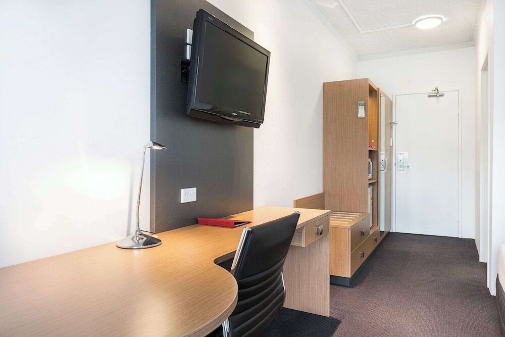 Фото Metro Hotel Miranda