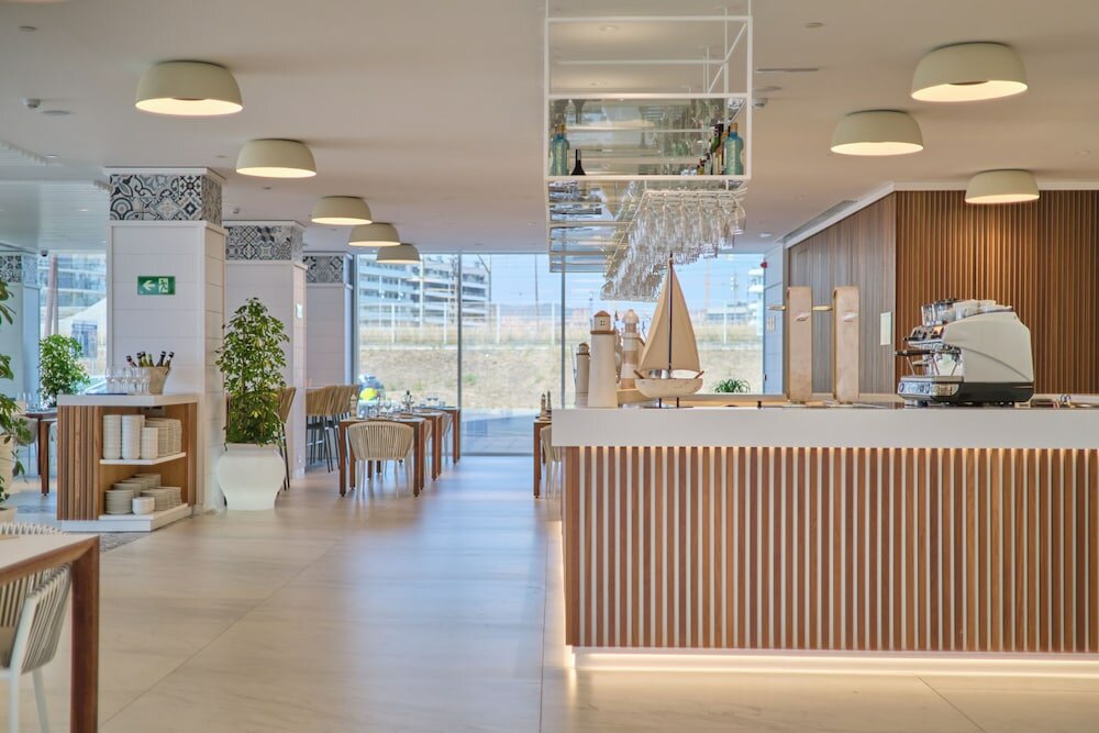 Фото Hotel Marina Badalona