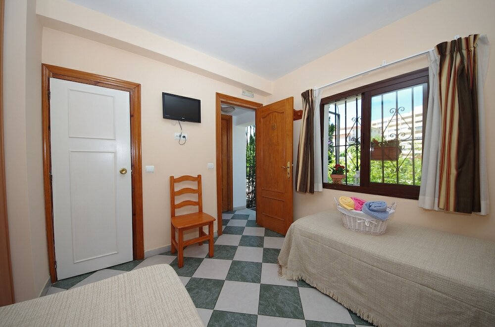 Фото Pension Aduar