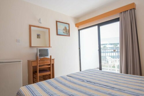 Гостиница Kkaras Hotel в Айя-Напе