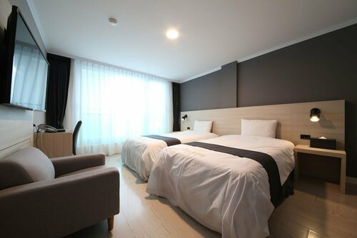 Гостиница Gyeongpo Soo Hotel в Канныне