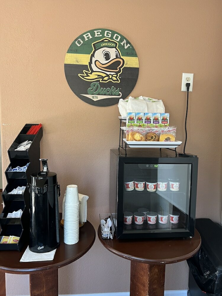 Фото Americas Best Value Inn Eugene