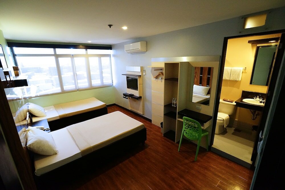 Фото Sugbutel Family Hotel