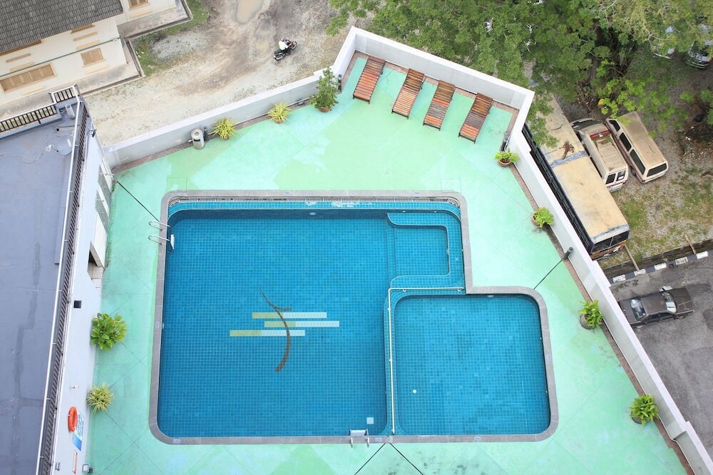 Фото Tower Regency Hotel & Apartments