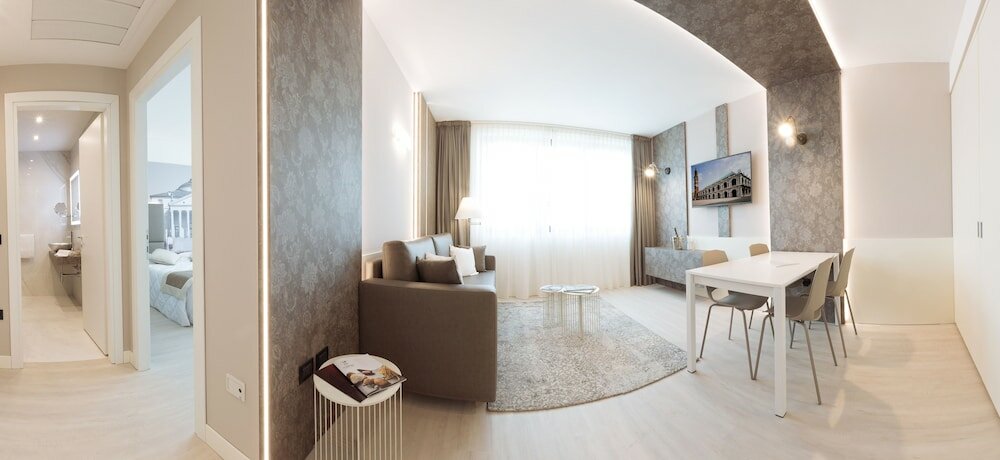 Фото Hotel Victoria