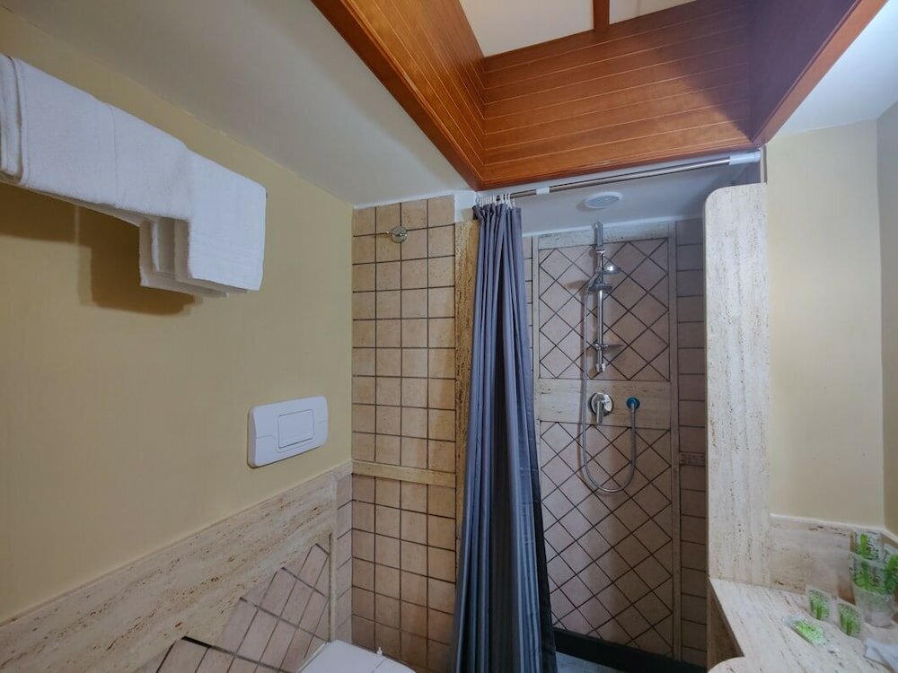 Фото Hotel Suite Ares