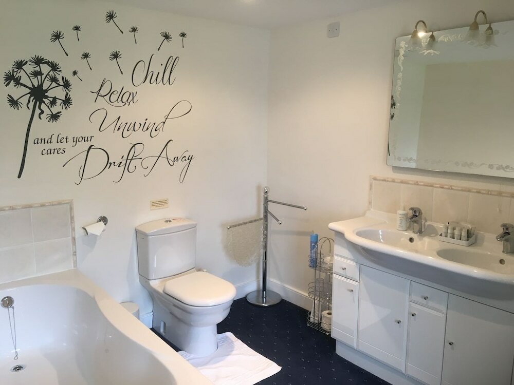 Фото Double-gate Farm