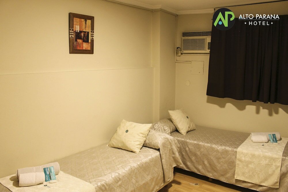 Фото Alto Parana Hotel