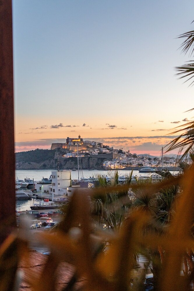 Фото Mikasa Ibiza Boutique Hotel