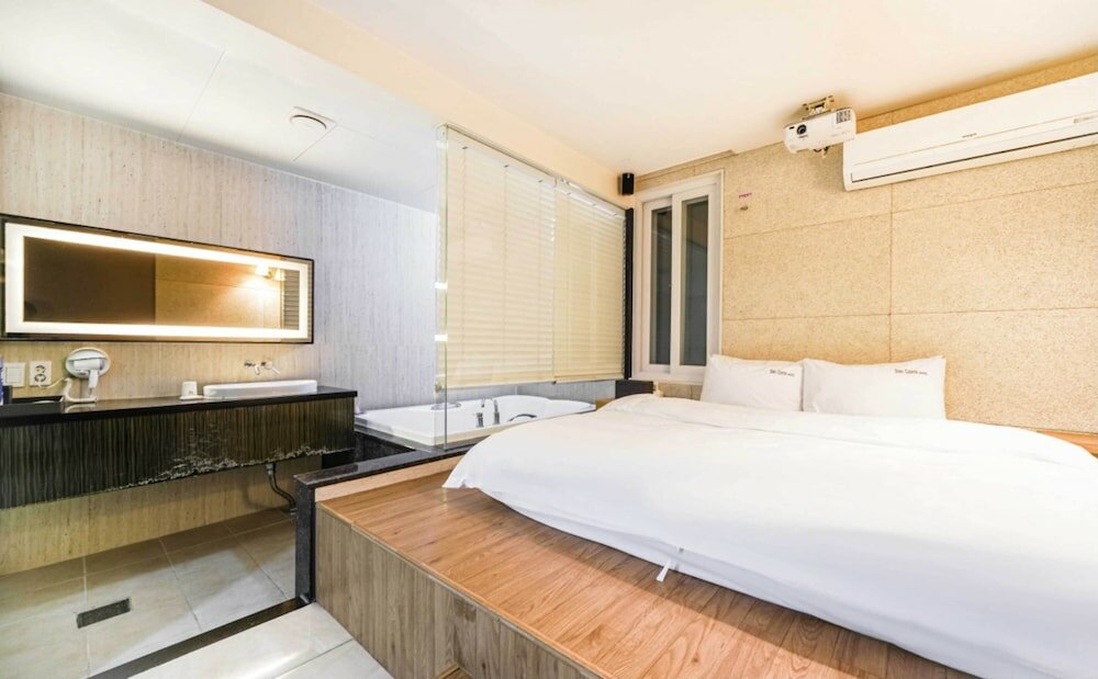 Фото Gary Cooper Hotel