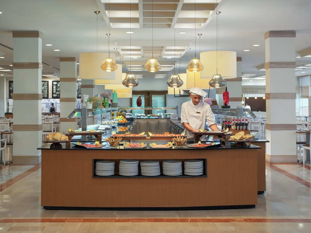 Фото H10 Salauris Palace