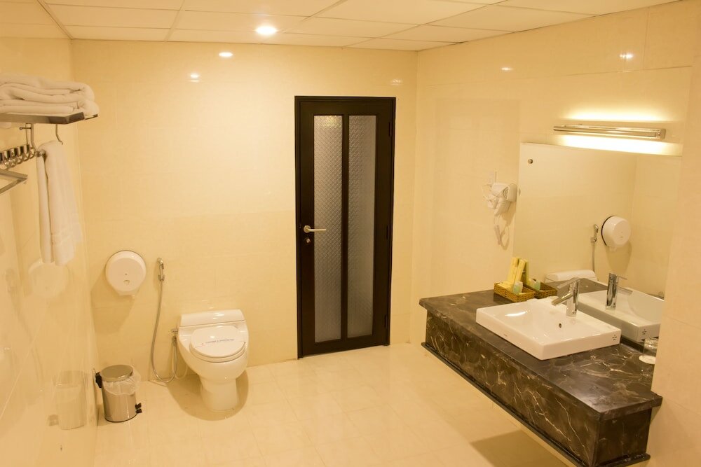 Фото International Hotel