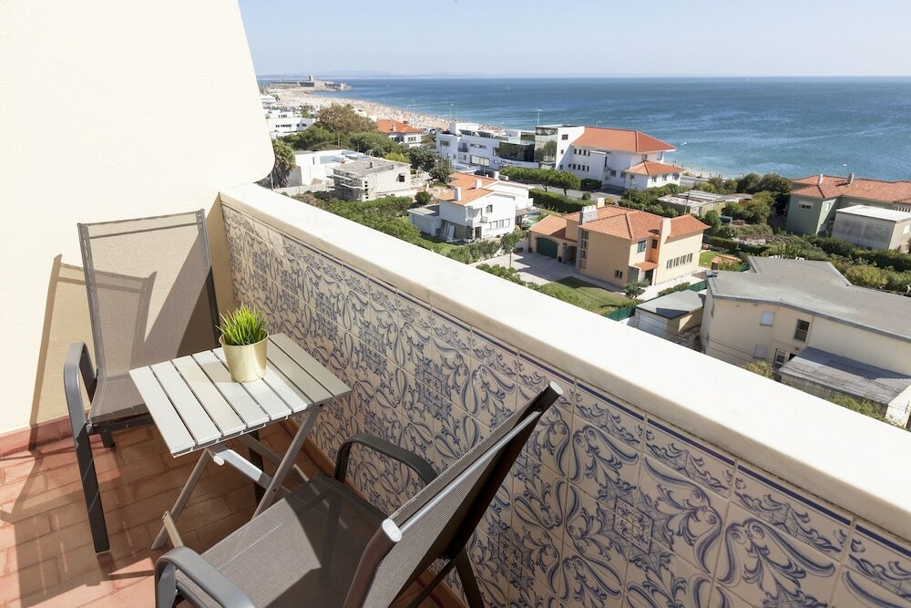 Фото Carcavelos Beach Hotel