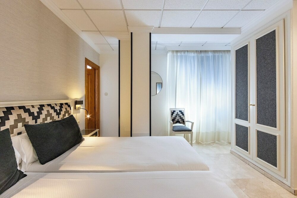 Фото Sacromonte Hotel