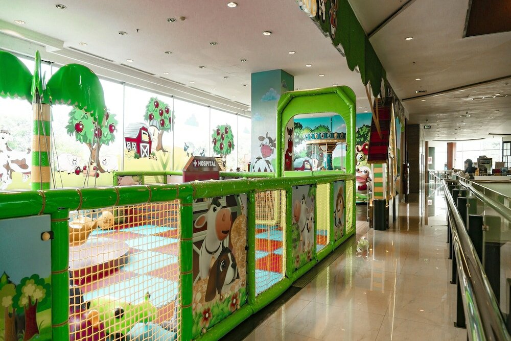 Фото Grand Edge Hotel Semarang