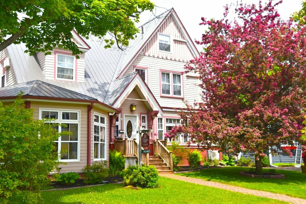Hotel The Harbour House, Charlottetown, photo