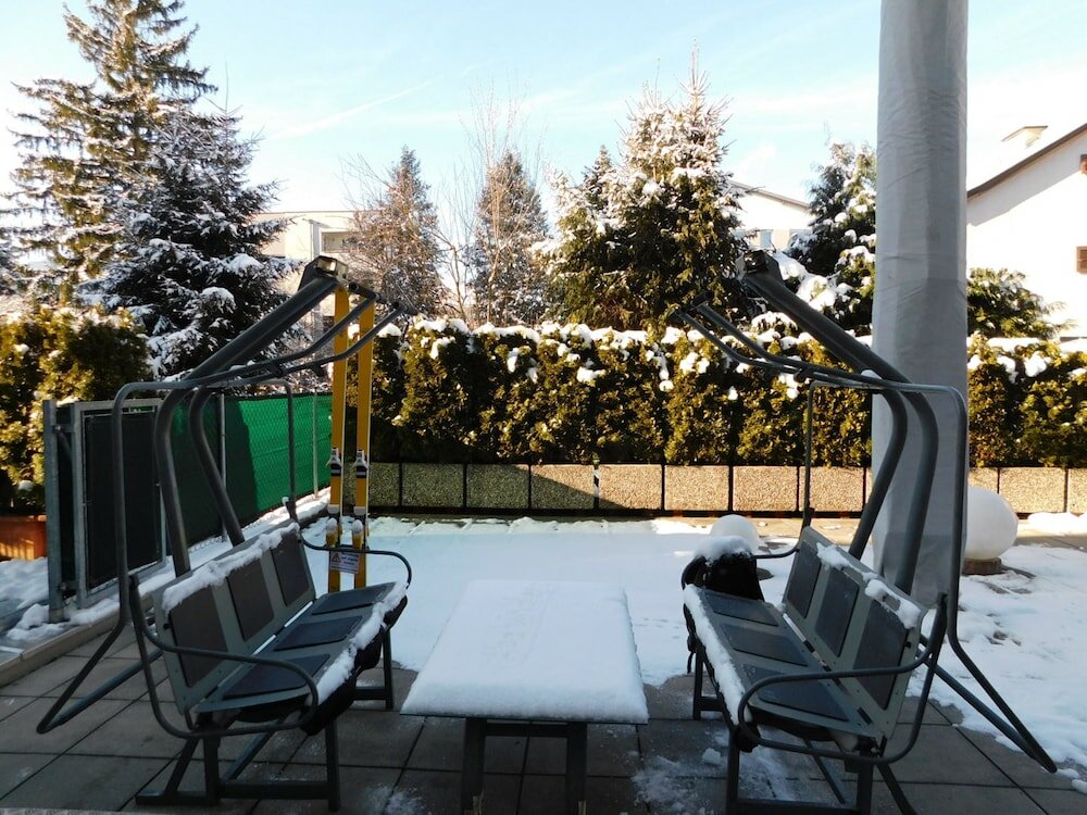 Фото Binders Budget City Mountain Hotel