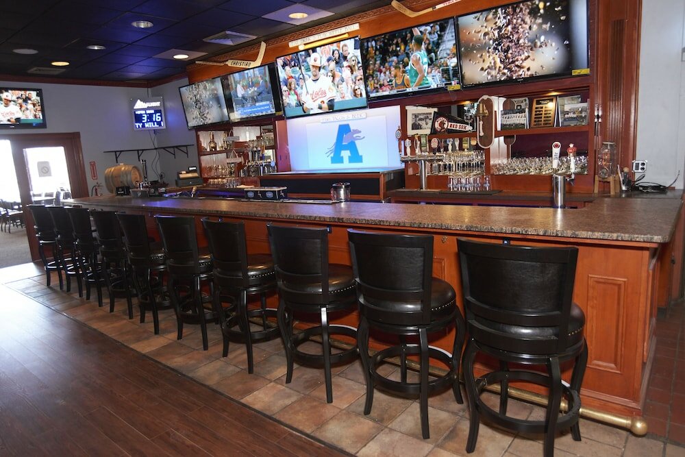 Фото Falmouth Inn