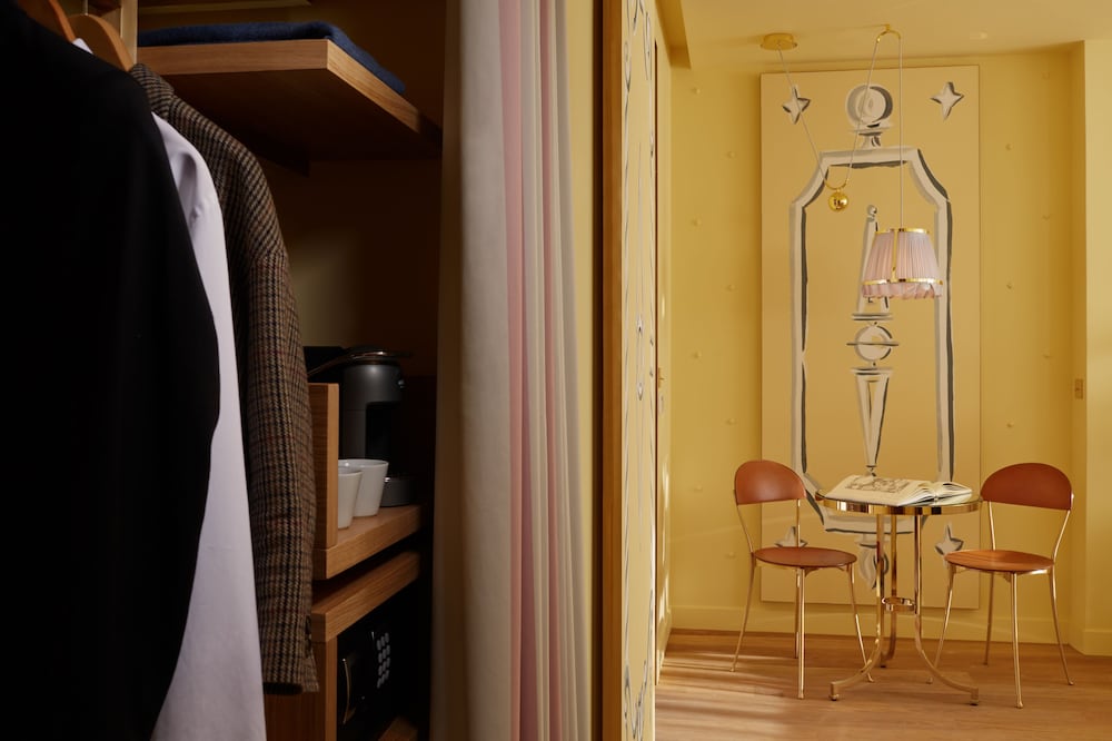 Фото 9Confidentiel