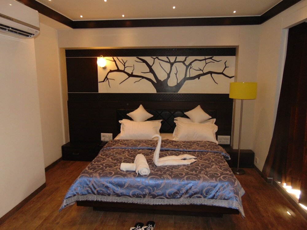 Фото Hotel Grandpragati