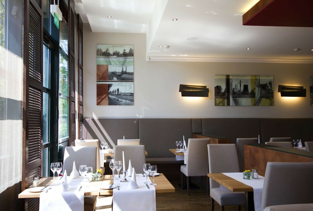 Фото Steigenberger Hotel Dortmund