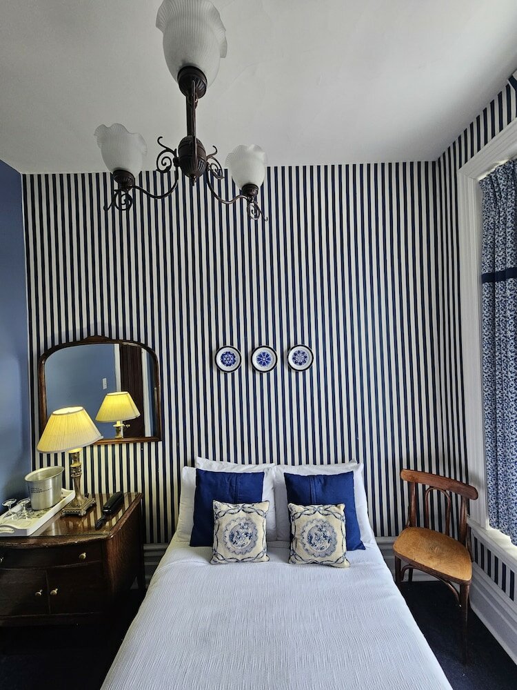 Фото Hotel Manoir Sherbrooke