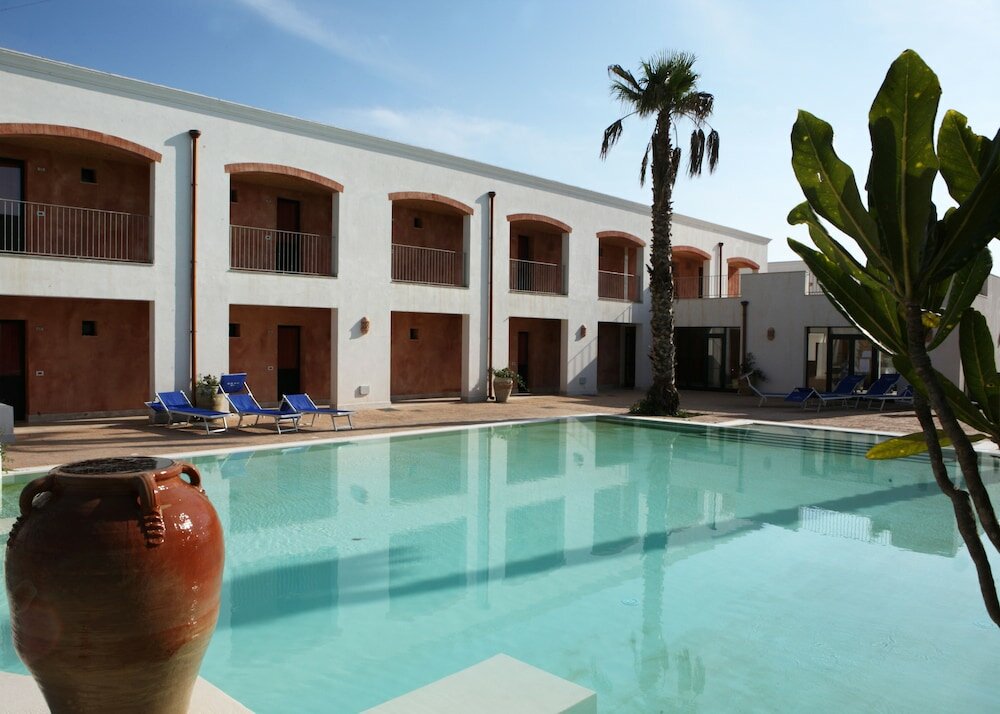 Фото Delfino Beach Hotel