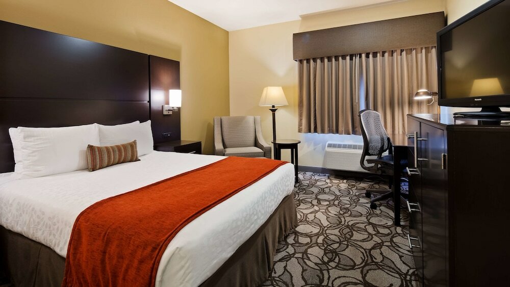 Фото Best Western Plus Plaza by the Green